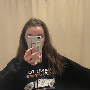 Meet your Posher, Stella